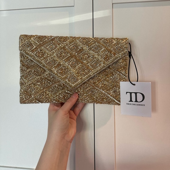 TRUE DECADENCE Envelope Clutch Bag in Gold! - Picture 4 of 7